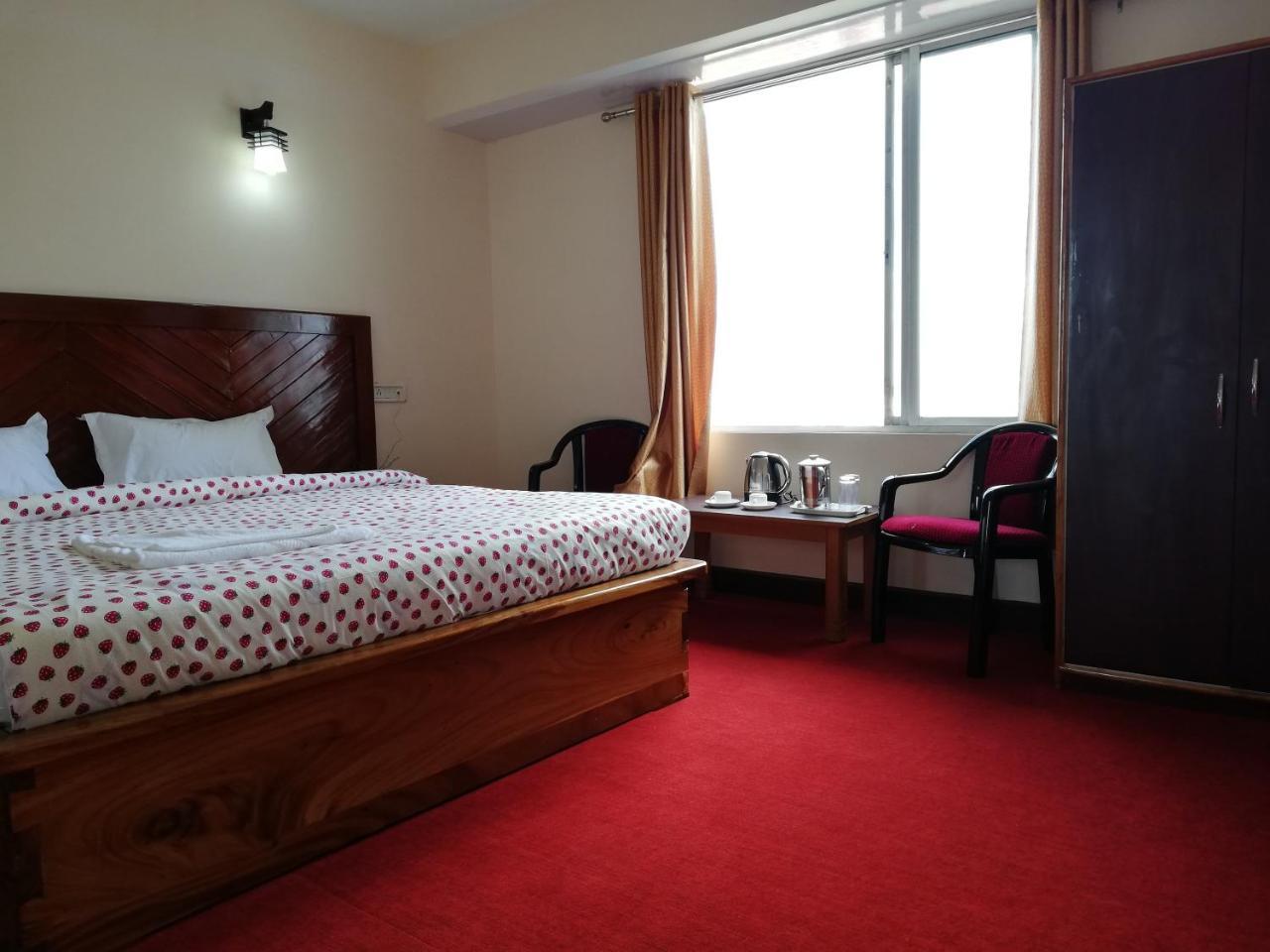 Hotel Juniper Дарджилинг Экстерьер фото